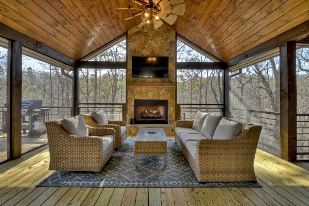 Rosewood Retreat - Hot Tub Fire Pit Pool Table Villa Blue Ridge Eksteriør billede
