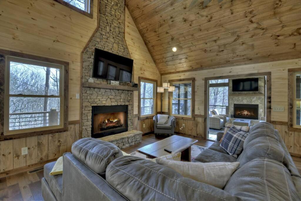 Rosewood Retreat - Hot Tub Fire Pit Pool Table Villa Blue Ridge Eksteriør billede