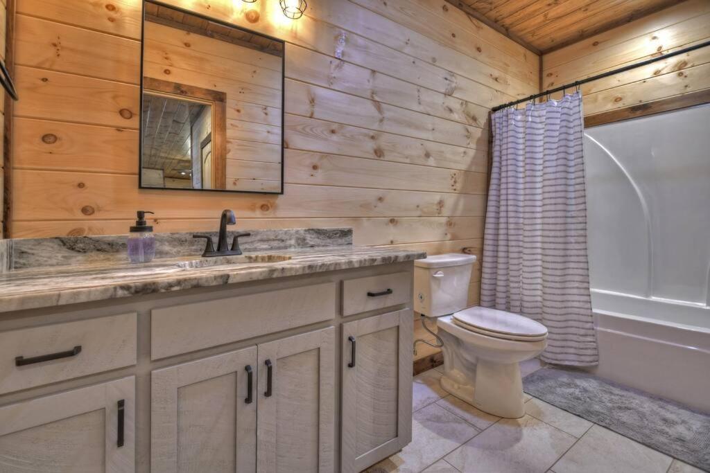 Rosewood Retreat - Hot Tub Fire Pit Pool Table Villa Blue Ridge Eksteriør billede